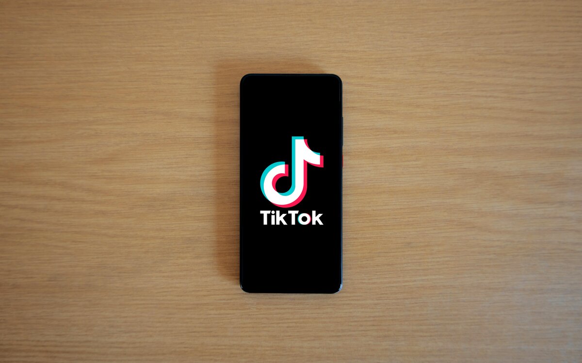 Как вести TikTok: контент, алгоритм и рост аккаунта с нуля
