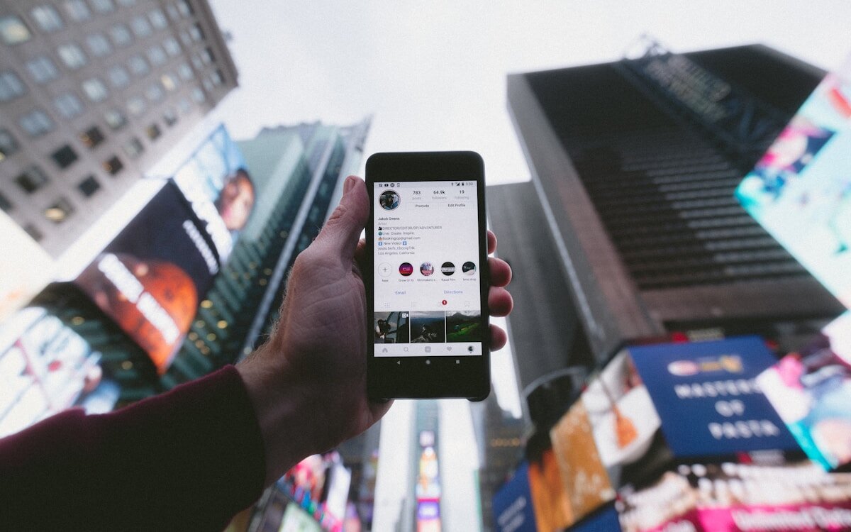 Купить лайки и просмотры Snapchat: как быстро накрутить аккаунт в 2026 году