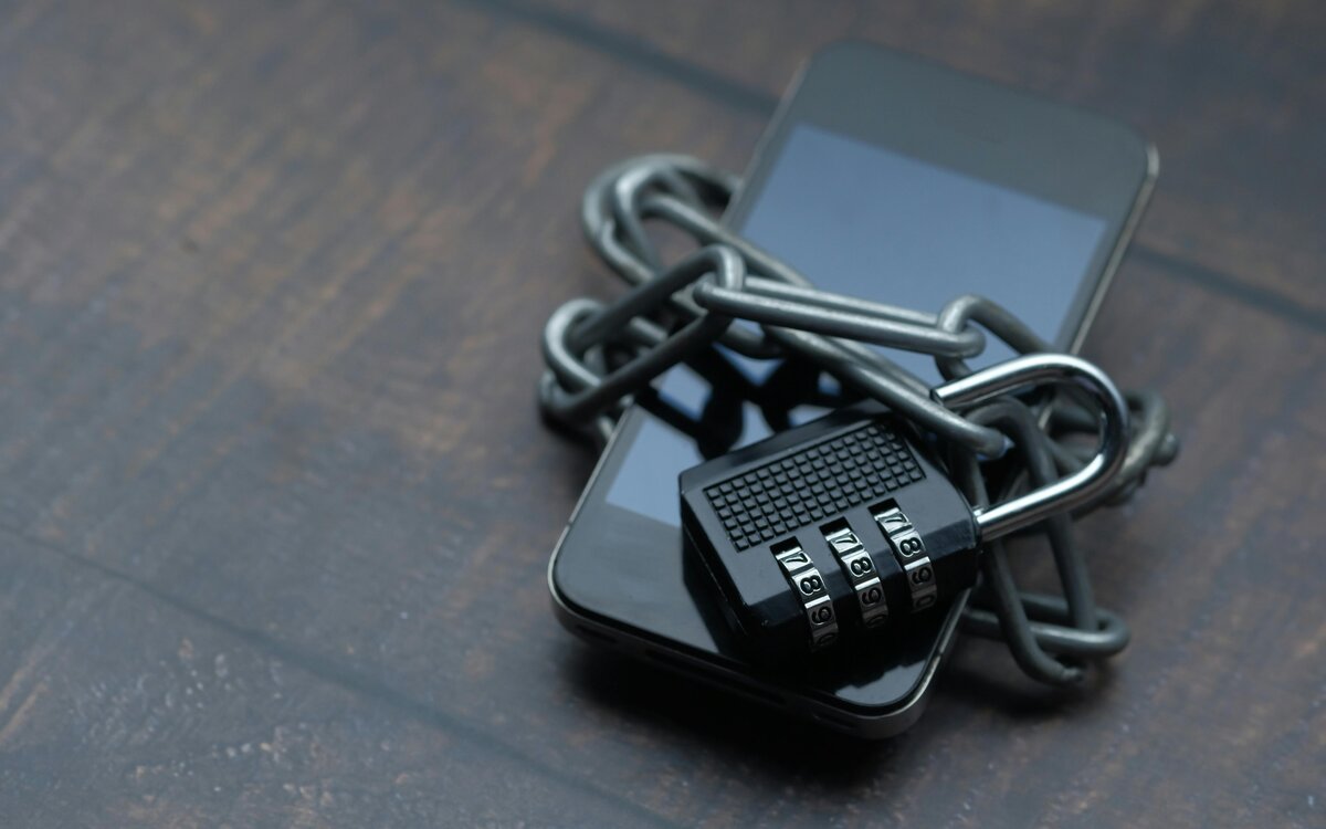 How to Avoid a Ban When Boosting — 6 Rules for Safe Social Media Growth